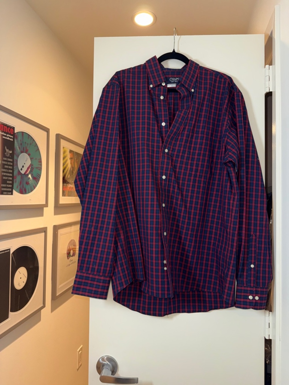 Chaps Men's Navy & Red Plaid Button-Down Shirt size Large